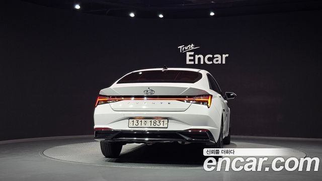 Hyundai AVANTE 2023 — photo 4