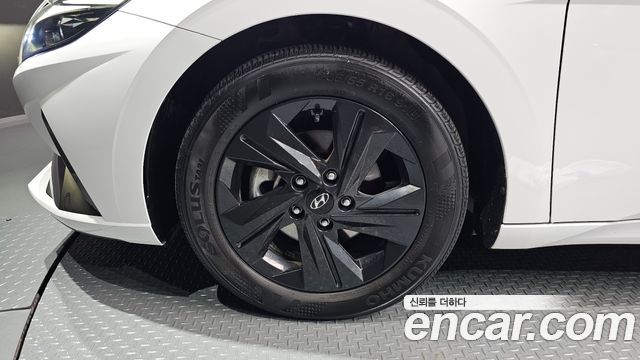 Hyundai AVANTE 2023 — photo 5