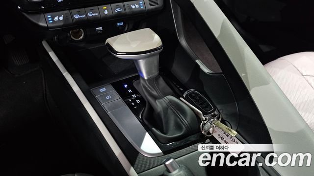 Hyundai AVANTE 2023 — photo 12