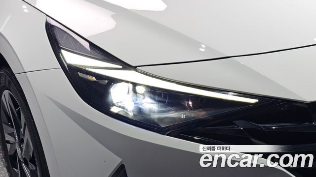 Hyundai AVANTE 2023 — photo 8