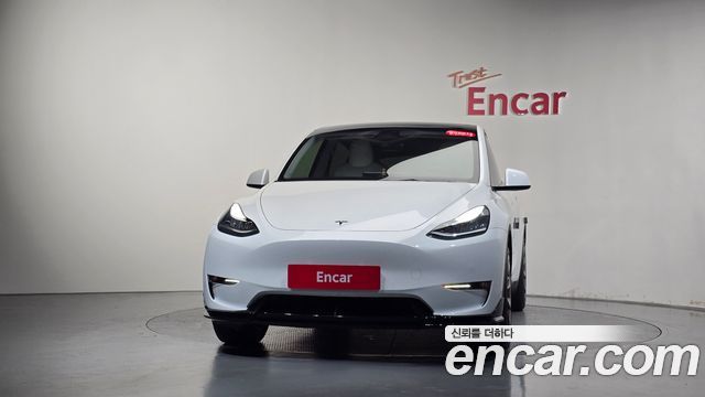 Tesla Model Y 2021 — photo 3