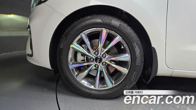 Kia Canival 2020 — photo 5
