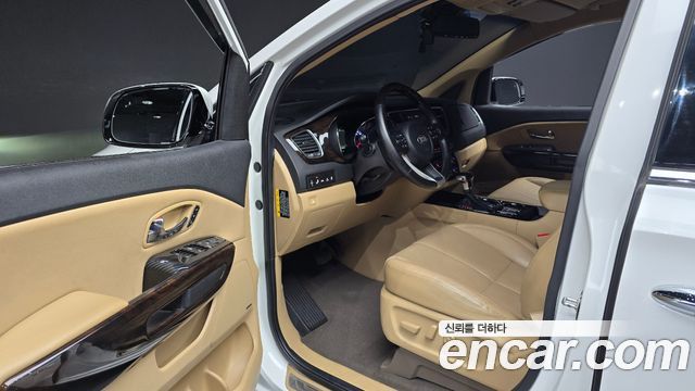 Kia Canival 2020 — photo 13