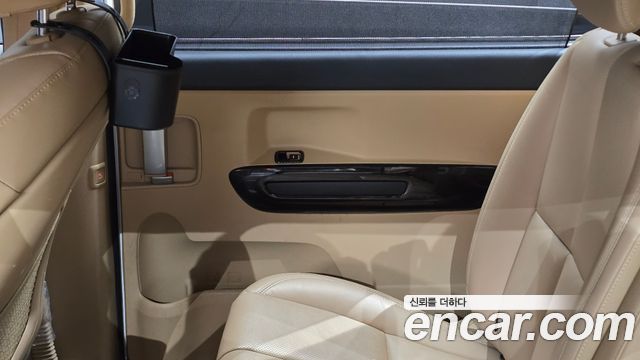 Kia Canival 2020 — photo 15