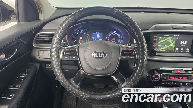 Kia Sorento 2018 — photo 20