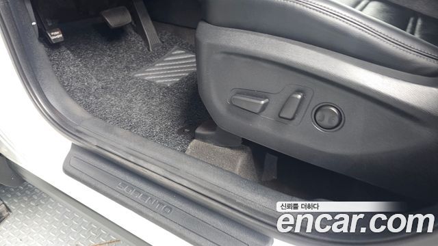 Kia Sorento 2018 — photo 30