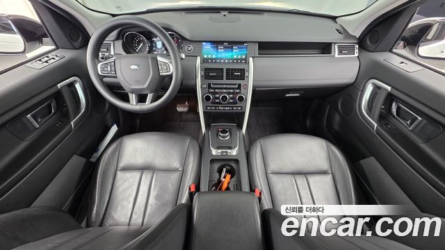 Land Rover Discovery Sport 2019 — photo 7