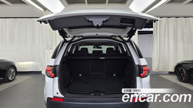 Land Rover Discovery Sport 2019 — photo 20