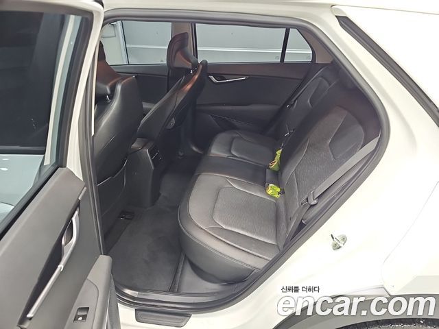 Kia Niro 2023 — photo 12