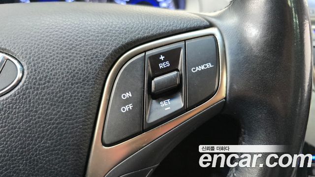 Hyundai Grandeur 2011 — photo 16