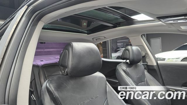 Hyundai Grandeur 2011 — photo 19