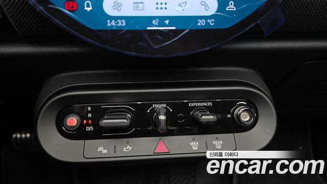 Mini Cooper Convertible 2026 — photo 12