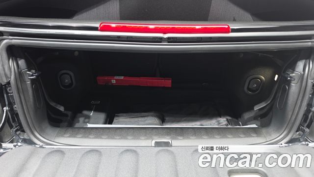 Mini Cooper Convertible 2026 — photo 24