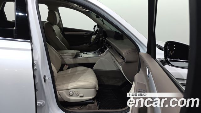Genesis GV80 2020 — photo 17
