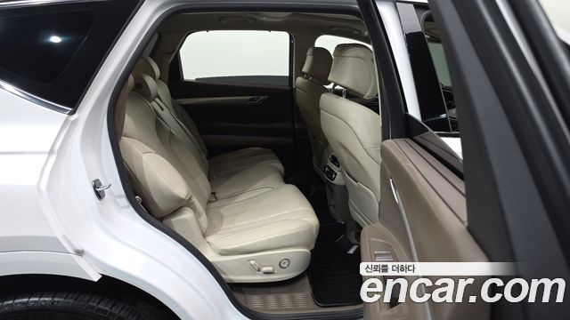 Genesis GV80 2020 — photo 18