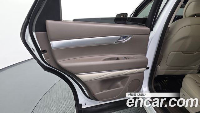 Genesis GV80 2020 — photo 15