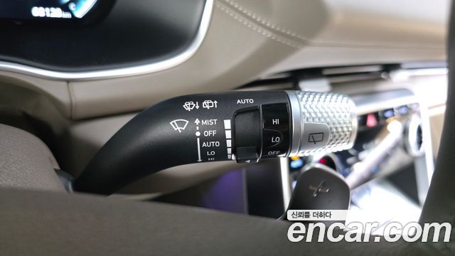 Genesis GV80 2020 — photo 32