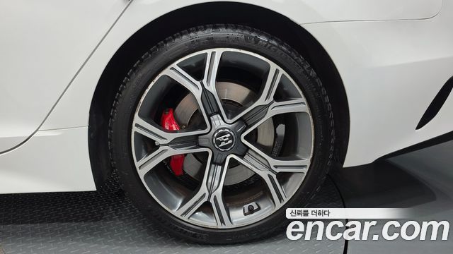 Kia Stinger 2018 — photo 7