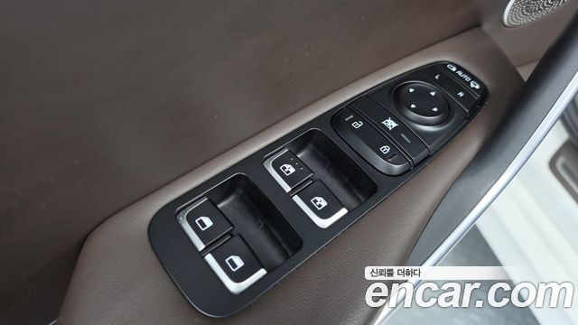 Kia Stinger 2018 — photo 29