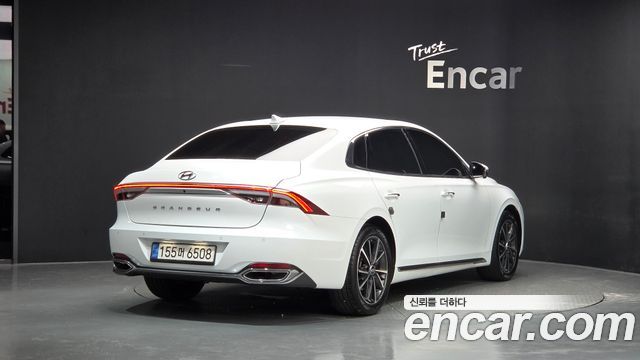 Hyundai Grandeur 2023 — photo 2