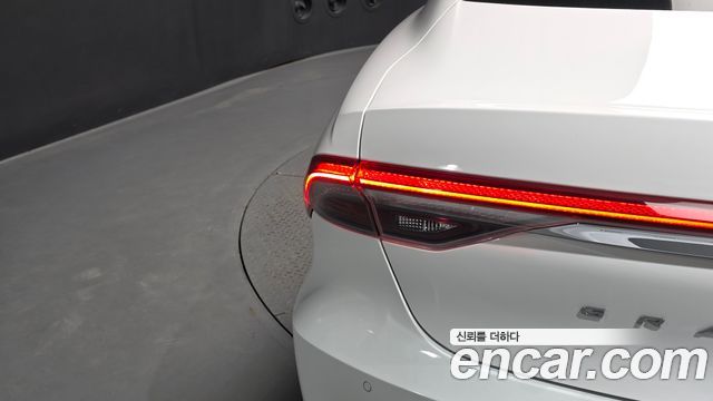 Hyundai Grandeur 2023 — photo 9