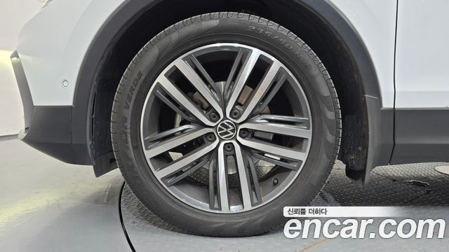 Volkswagen Tiguan 2023 — photo 5