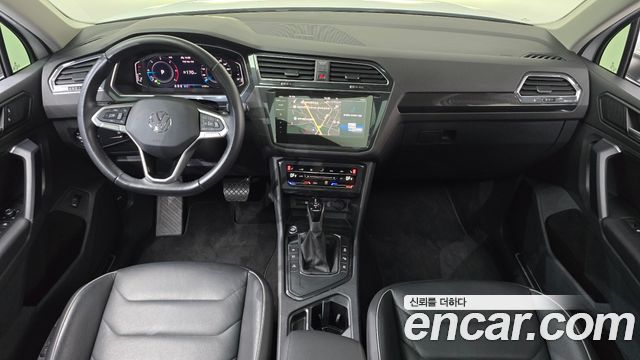 Volkswagen Tiguan 2023 — photo 10