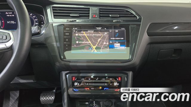 Volkswagen Tiguan 2023 — photo 19