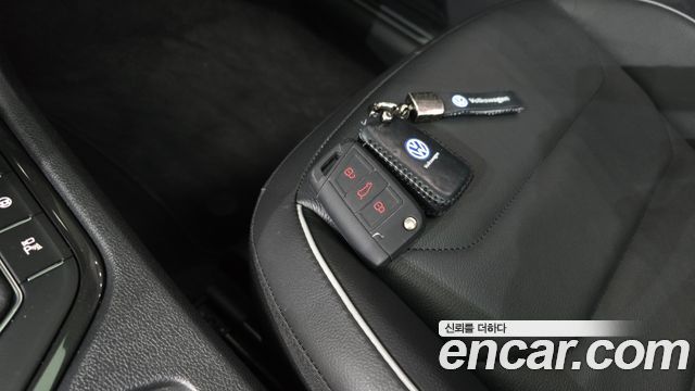 Volkswagen Tiguan 2023 — photo 31