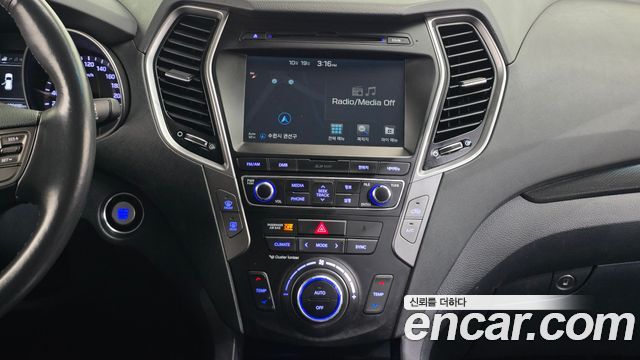 Hyundai Santafe 2016 — photo 14