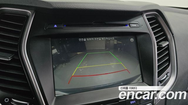 Hyundai Santafe 2016 — photo 16