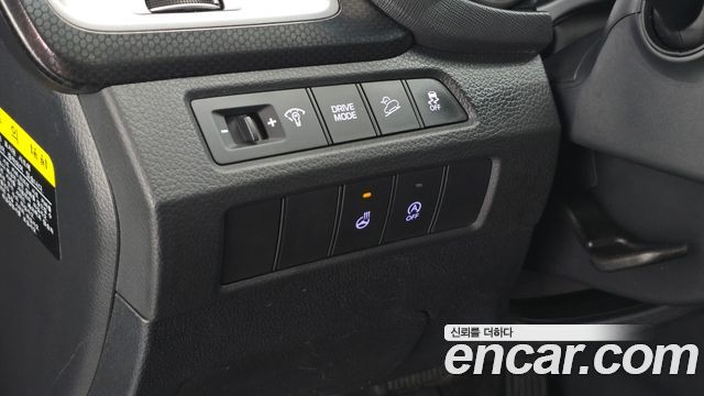 Hyundai Santafe 2016 — photo 20