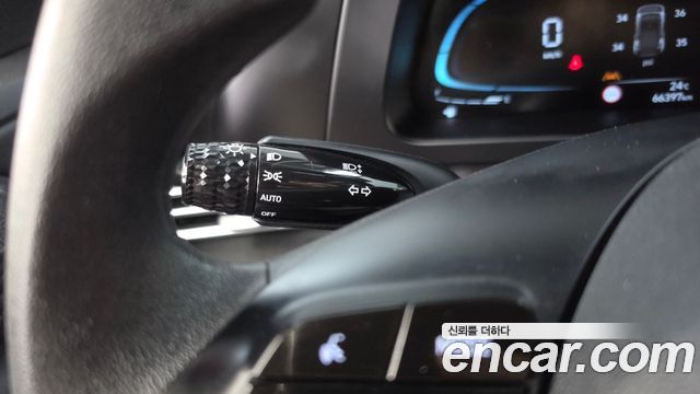 Hyundai AVANTE 2024 — photo 25