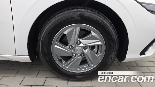 Hyundai AVANTE 2024 — photo 7
