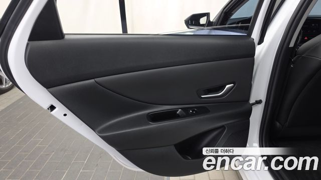 Hyundai AVANTE 2024 — photo 15