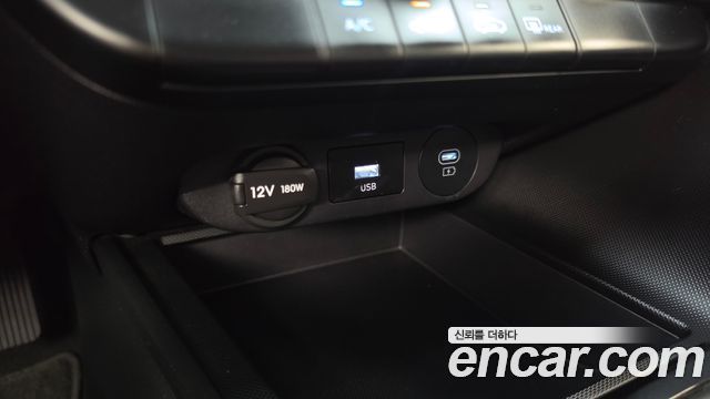 Hyundai AVANTE 2024 — photo 27