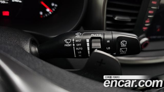 Kia Sorento 2018 — photo 28