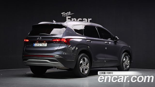 Hyundai Santafe 2022 — photo 2
