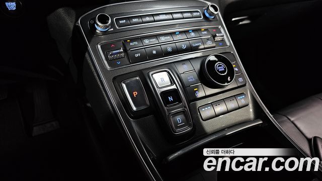 Hyundai Santafe 2022 — photo 12