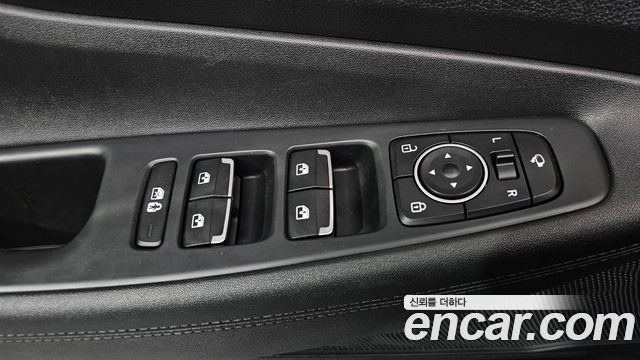 Hyundai Santafe 2022 — photo 24