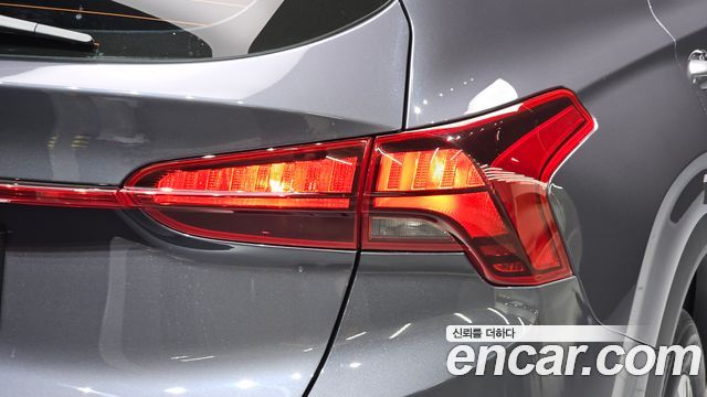Hyundai Santafe 2022 — photo 9