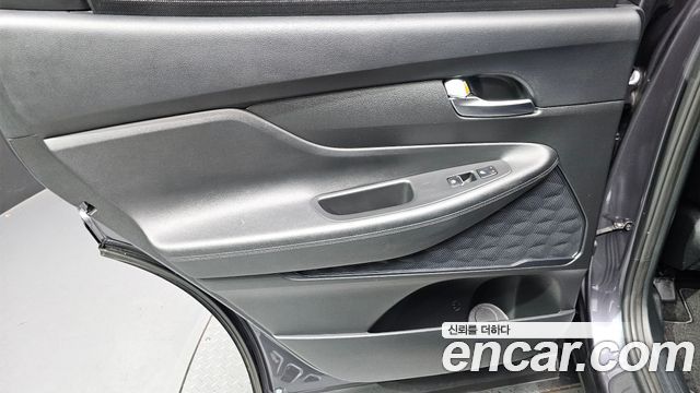 Hyundai Santafe 2022 — photo 15