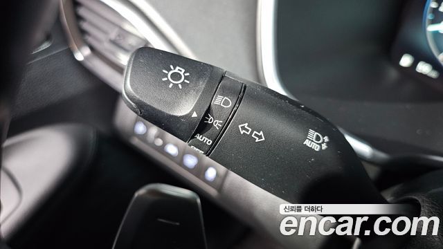 Hyundai Santafe 2022 — photo 27