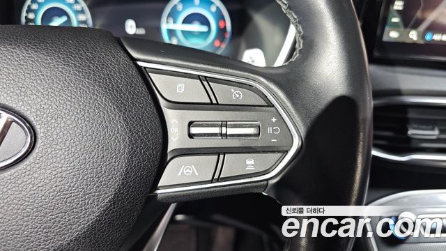 Hyundai Santafe 2022 — photo 30