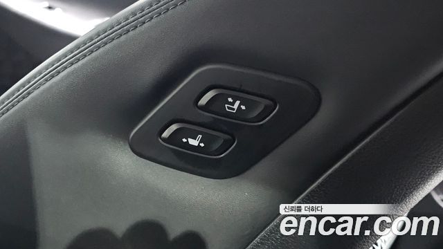 Hyundai Santafe 2022 — photo 33