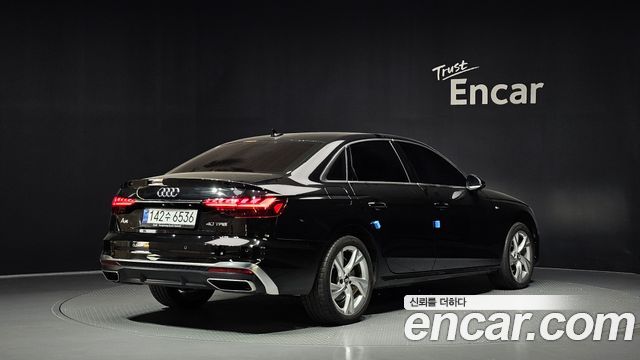 Audi A4 2020 — photo 2