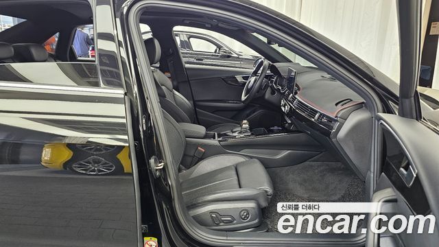 Audi A4 2020 — photo 11