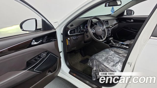 Kia K7 2019 — photo 13