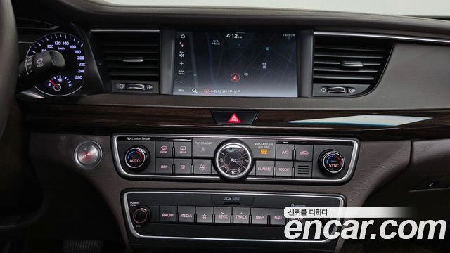 Kia K7 2019 — photo 19