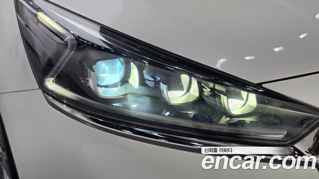 Kia K7 2019 — photo 8